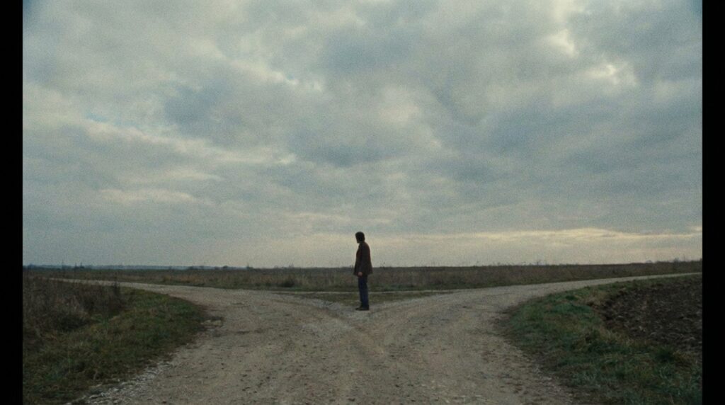 シチュエーション別 元彼の夢の意味｜再会・会話・無視される夢占いイメージ